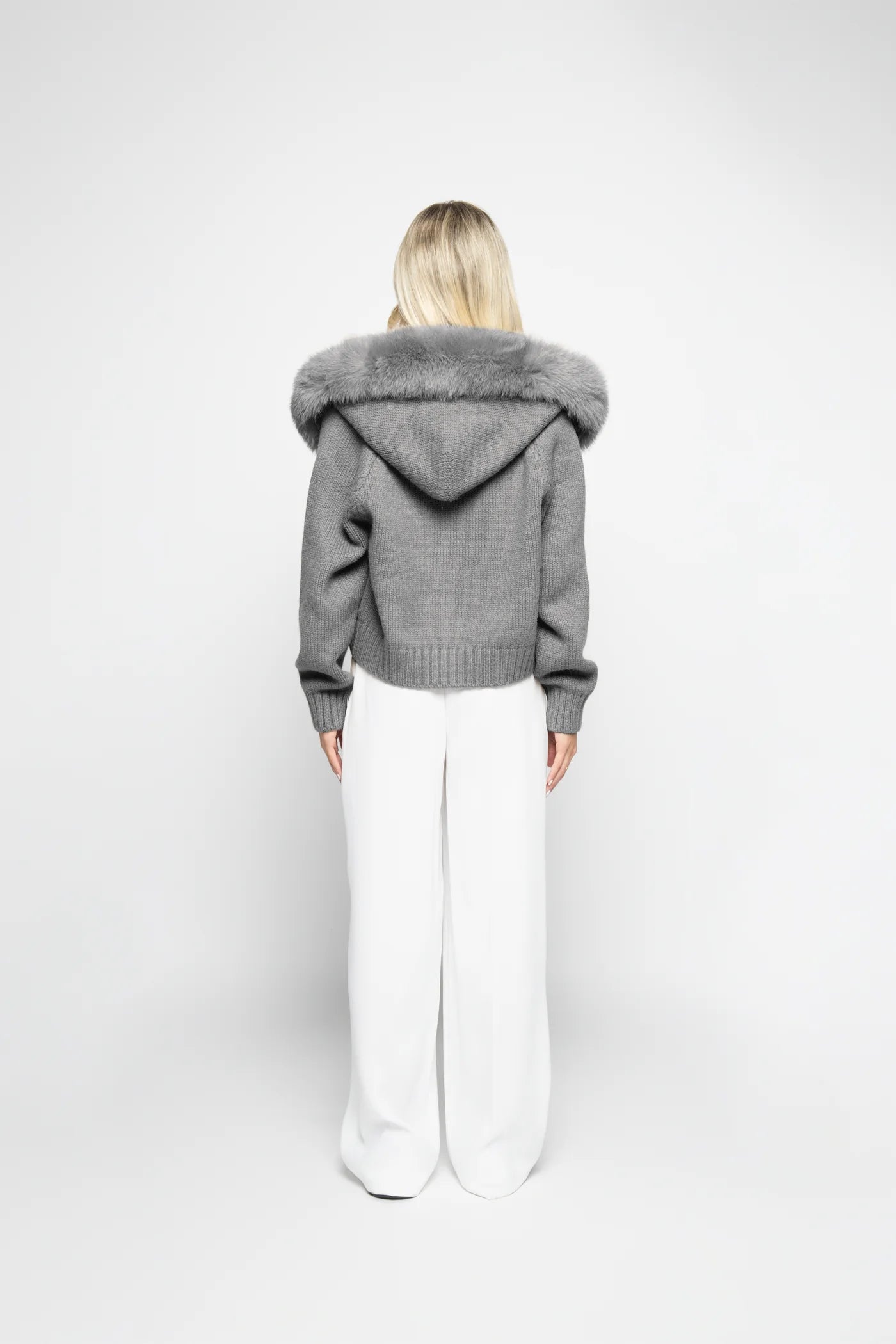 Cardigan Gris à Capuche Fourrure