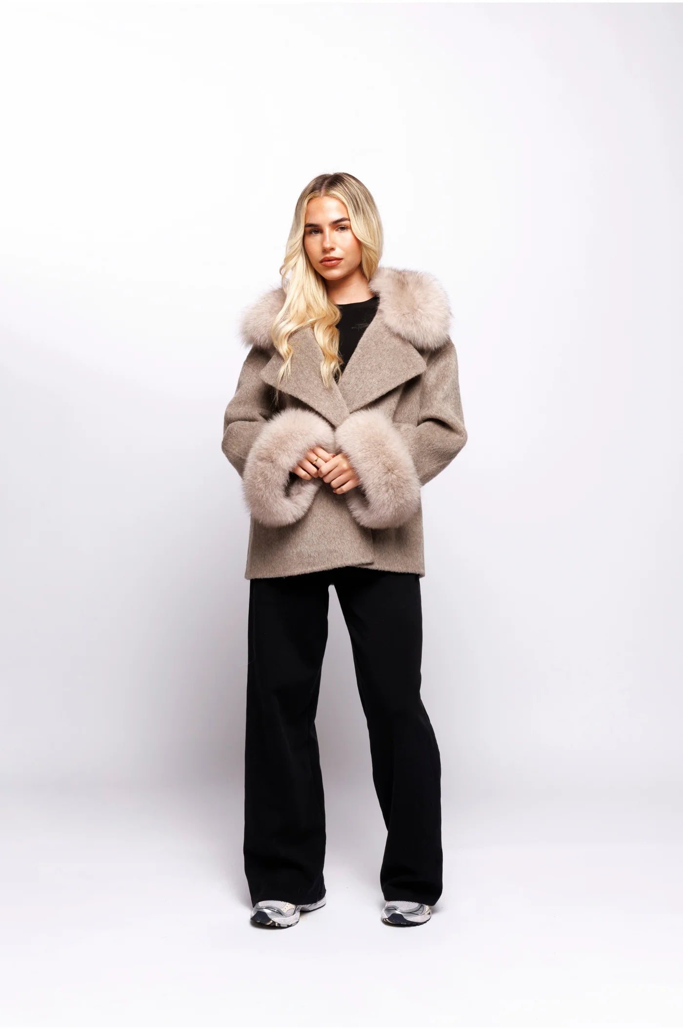 Manteau Croisé Beige avec Fourrure