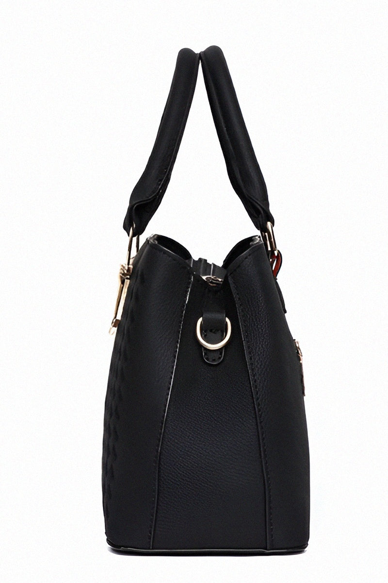 Sac à main noir effet croco élégant