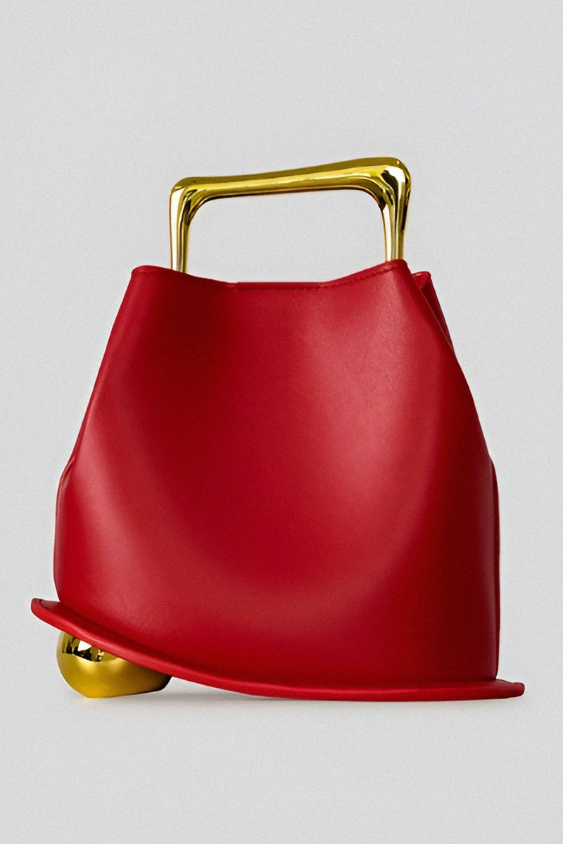 Sac à main noir design avec poignée dorée